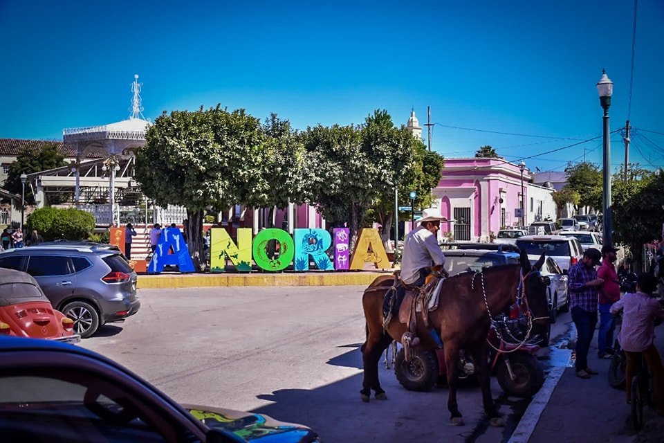 SECRETARÍA DE TURISMO DE SINALOA SECRETARÍA DE TURISMO DE SINALOA