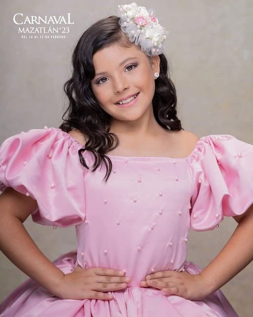 *Sueña Osleidy Aimee en convertirse en la Reina Infantil de “Déjàvu 125 años de