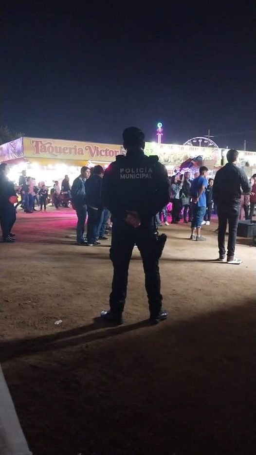 #Verbena ll Continúa la presencia policial y de cuerpos de rescate en la sede de