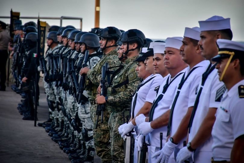 *Conmemoran en Mazatlán el 83 aniversario de la Bandera Nacional.* *Conmemoran en Mazatlán el 83 aniversario de la Bandera Nacional.*