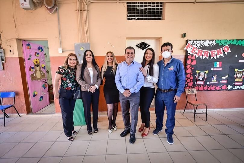 *Gobierno coadyuva para mejorar las condiciones en las escuelas y que alumnos te *Gobierno coadyuva para mejorar las condiciones en las escuelas y que alumnos te