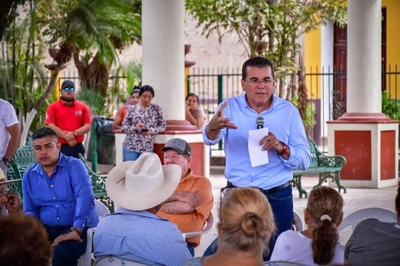 *Atenderá Alcalde Edgar González directamente a los mazatlecos todos los lunes e *Atenderá Alcalde Edgar González directamente a los mazatlecos todos los lunes e