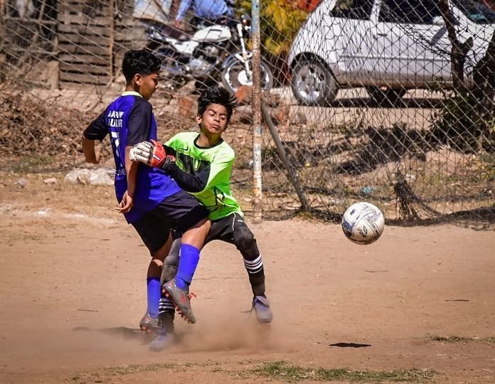 *”Es la primera vez que un Alcalde me ve jugar”: Ángel González.*