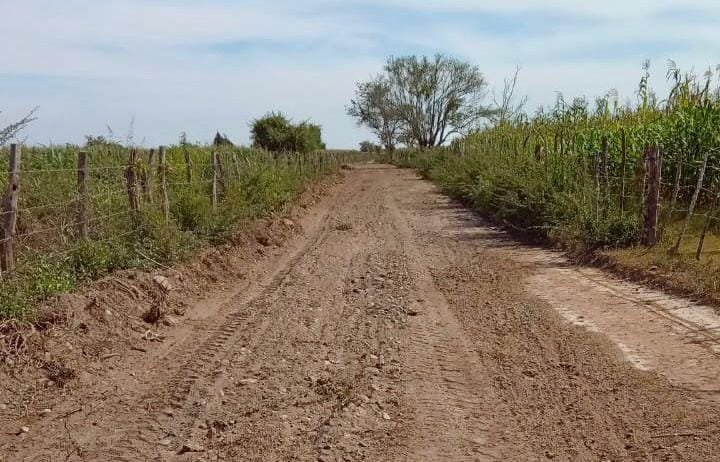 *Obras públicas atiende solicitudes de habitantes de la zona rural.* *Obras públicas atiende solicitudes de habitantes de la zona rural.*