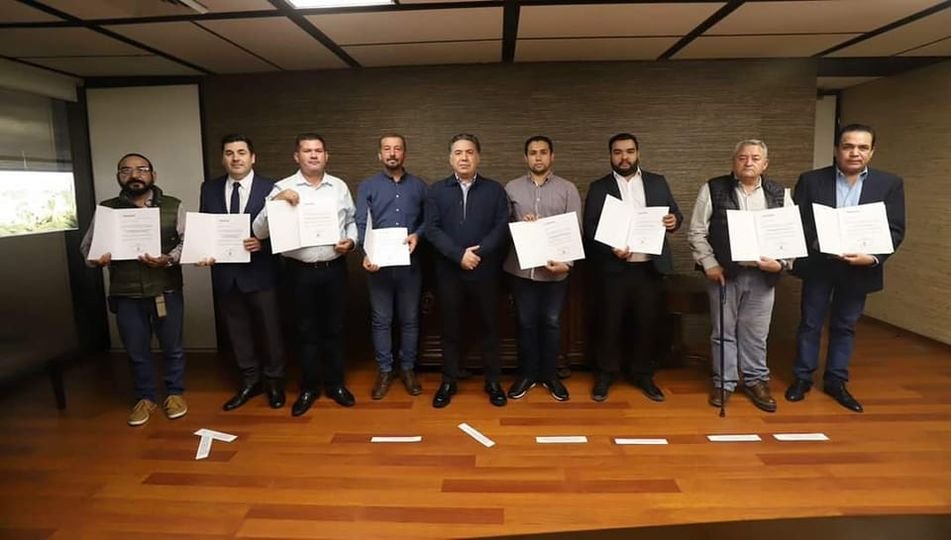 SACUDIDA A LA DIRECCIÓN DE VIALIDAD Y TRANSPORTE DE SINALOA, RELEVAN A 8 FUNCION