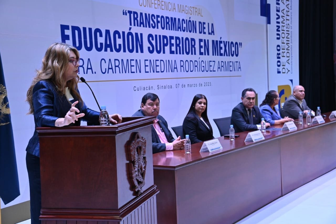 Transformación de las universidades públicas debe venir desde adentro: titular d