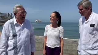 «A lo mejor, no tengo duda, podrías ser aún mejor recibida en Mazatlán», le dice «A lo mejor, no tengo duda, podrías ser aún mejor recibida en Mazatlán», le dice