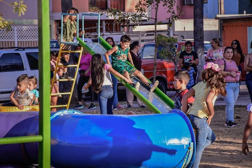 *»Agradezco a Edgar González por los juegos infantiles, nosotros deseábamos tene