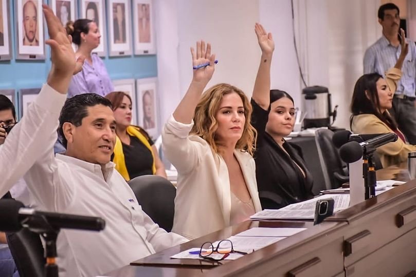 *Aprueba Cabildo otorgamiento de poderes a Secretaria del Ayuntamiento y Oficial