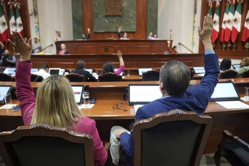Dan lectura a cinco iniciativas en Congreso de Sinaloa,