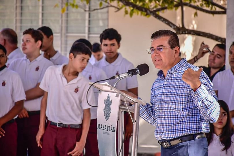 *Nuestra responsabilidad es mejorar las condiciones de educación para beneficio