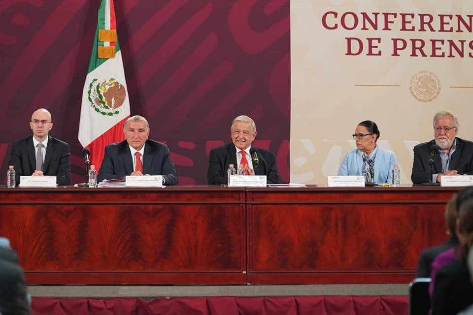 Participa Rocha en reunión de gobernadores con AMLO