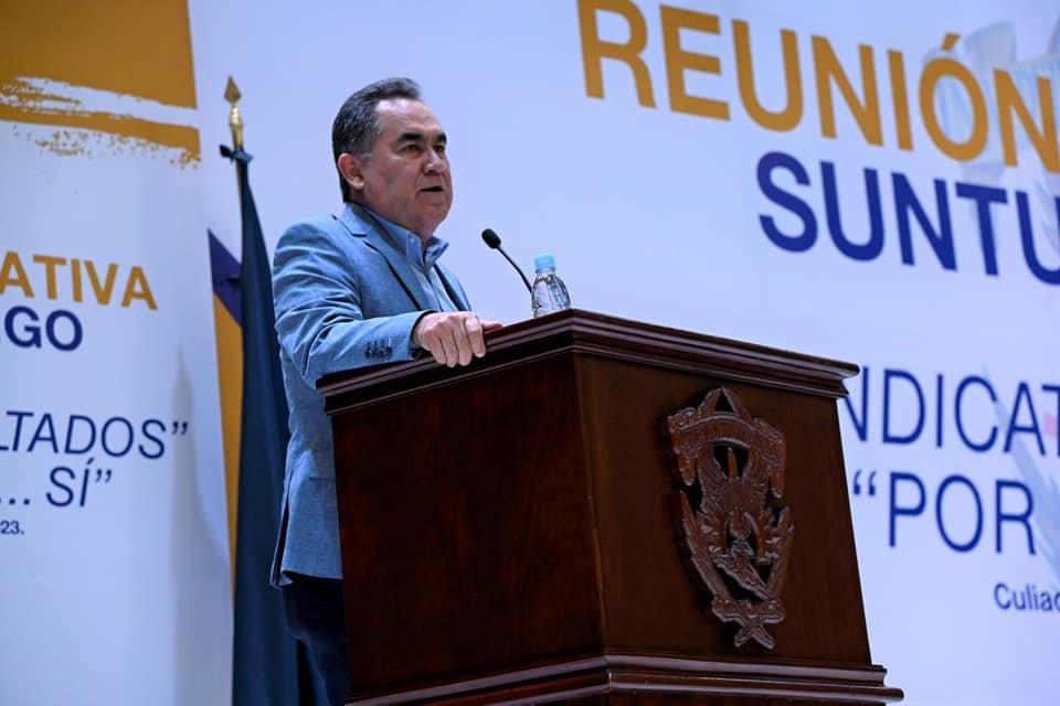 Claro y contundente el apoyo de la fuerza laboral académica y administrativa al