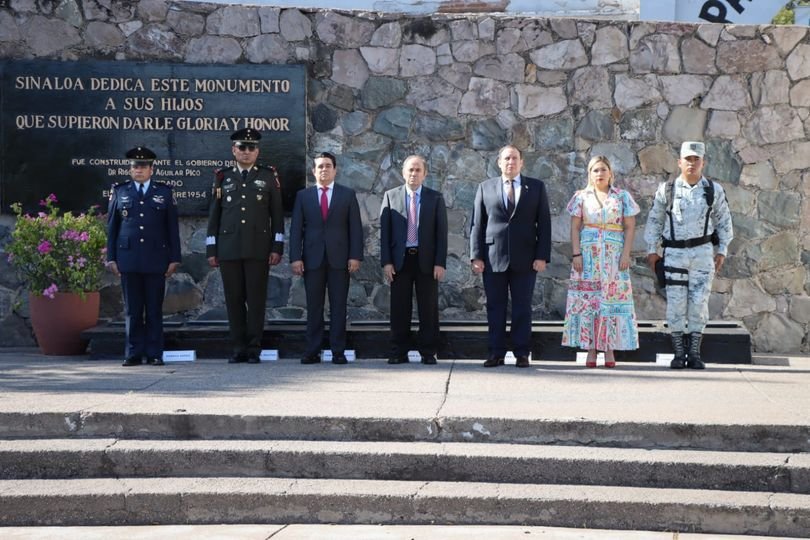 Autoridades de Sinaloa conmemoran el nacimiento del «Granito de Oro», el General Autoridades de Sinaloa conmemoran el nacimiento del «Granito de Oro», el General