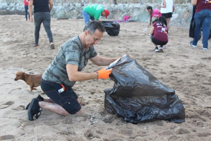 *Dependencias de gobierno unen esfuerzos por mantener limpias las playas de Maza *Dependencias de gobierno unen esfuerzos por mantener limpias las playas de Maza