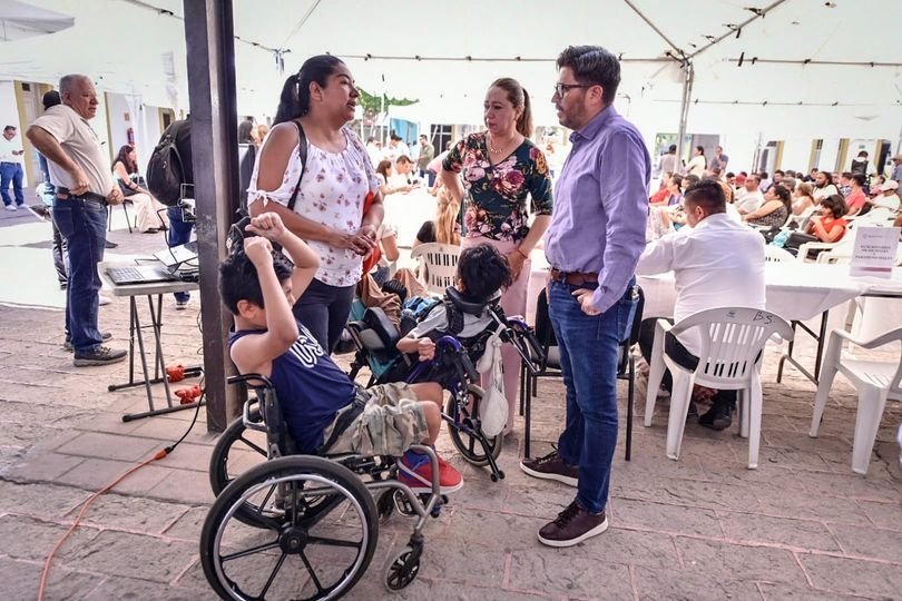 *Escucha Edgar González a mazatlecos en audiencia pública, funcionarios y regido