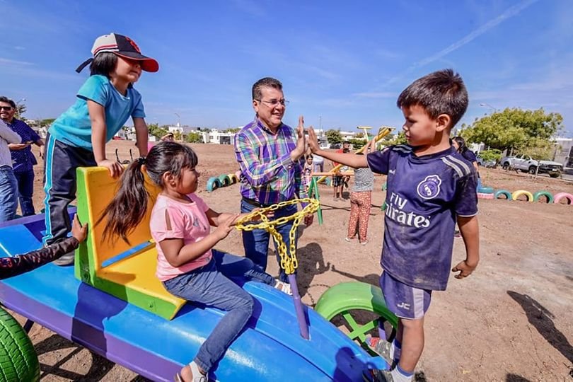*“Están haciendo historia en este fraccionamiento”: vecinos de Puertas del Sol.*