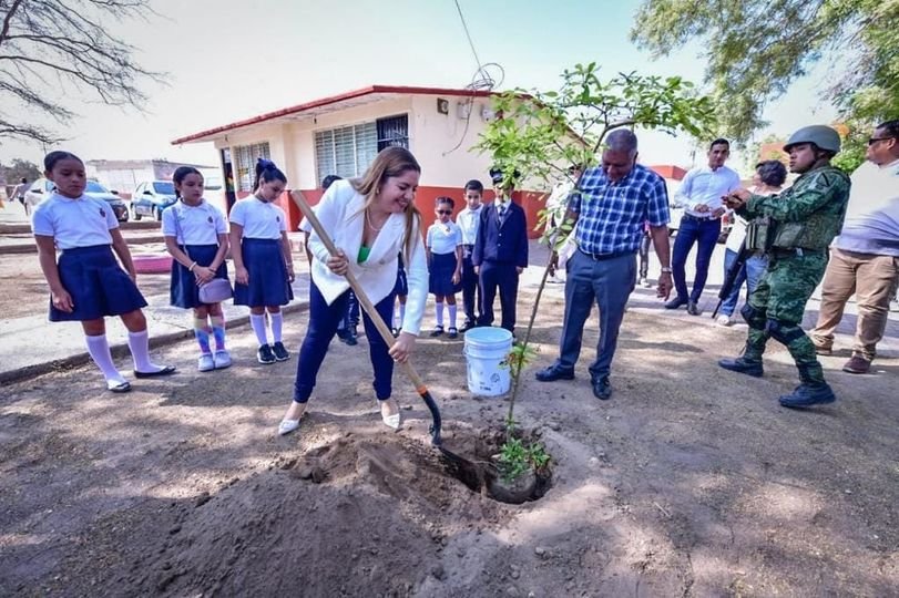 *Regresa programa “Lunes Cívico” a Villa Unión.*