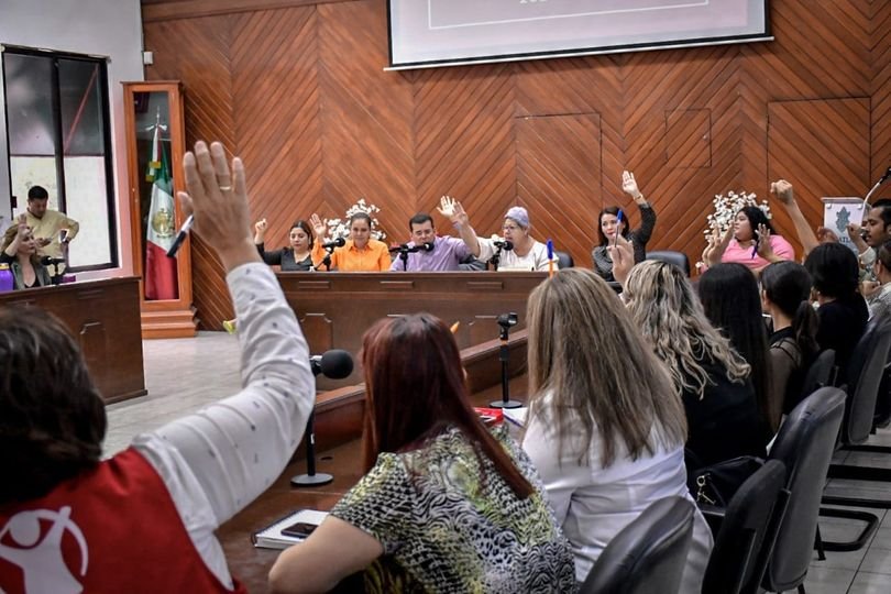 *Se integra la comisión de la primera infancia en Mazatlán.* *Se integra la comisión de la primera infancia en Mazatlán.*