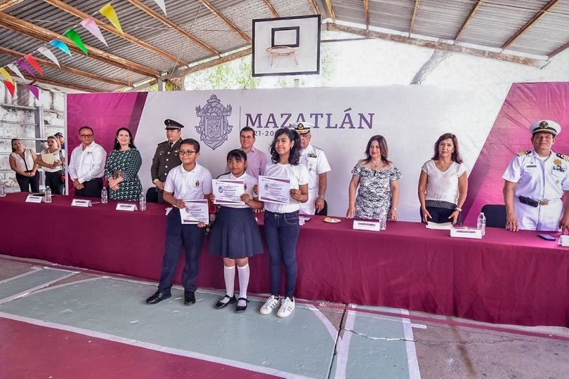 *Se engalana Primaria “Antonio Rosales”, con ceremonia de lunes cívico realizada *Se engalana Primaria “Antonio Rosales”, con ceremonia de lunes cívico realizada