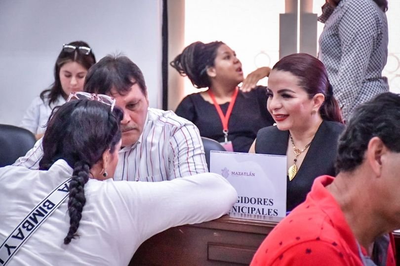 *Ciudadanos son atenidos con eficiencia y fluidez en audiencia “Escuchando a la *Ciudadanos son atenidos con eficiencia y fluidez en audiencia “Escuchando a la