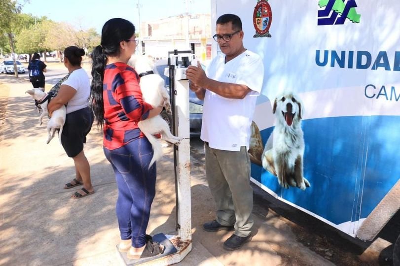 *Más de 100 servicios gratuitos ofreció la unidad móvil veterinaria*