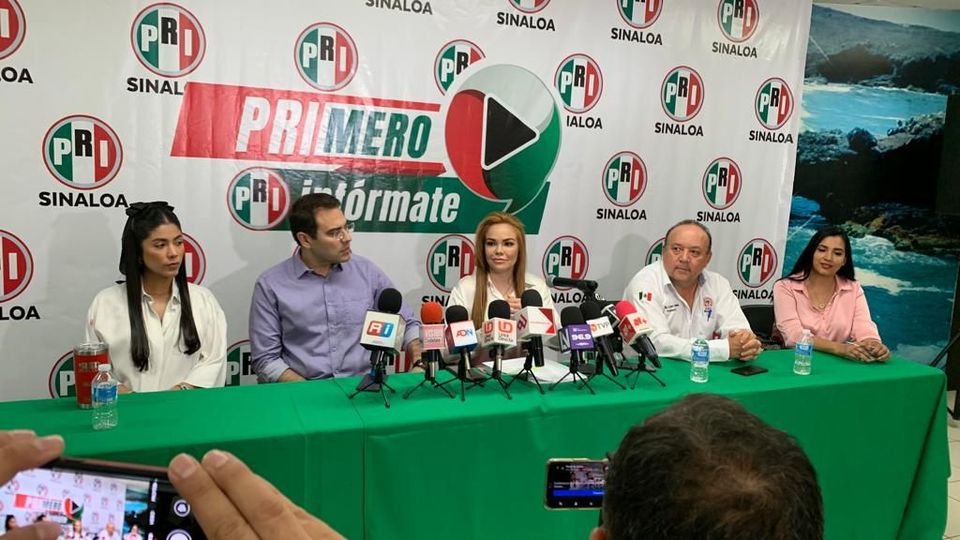 Merary Villegas debe de preocuparse y ocuparse en poner a trabajar a sus legisla