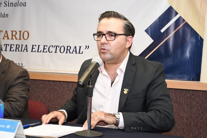 Tribunal ordena al Gobernador y a la Fiscal Estatal hagan alto a la campaña de d