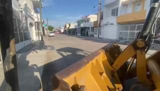 Arranque de pavimentación en el fraccionamiento el bosque, calle rincón del noga