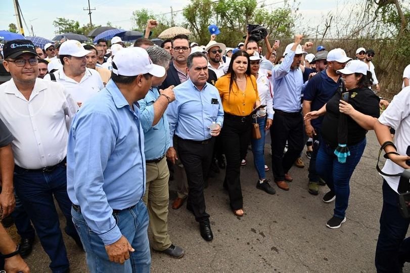 Carpeta contra el Rector Jesús Madueña Molina no tiene fondo, solo entrevistas d Carpeta contra el Rector Jesús Madueña Molina no tiene fondo, solo entrevistas d