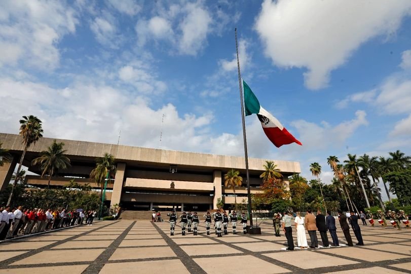 Conmemoran el 151 aniversario luctuoso de Benito Juárez