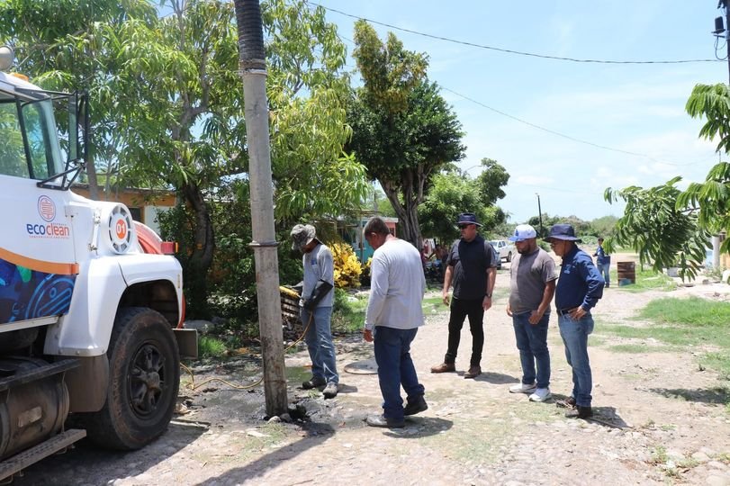 *Desazolva JUMAPAM red de atarjeas en calles de Mármol* *Desazolva JUMAPAM red de atarjeas en calles de Mármol*