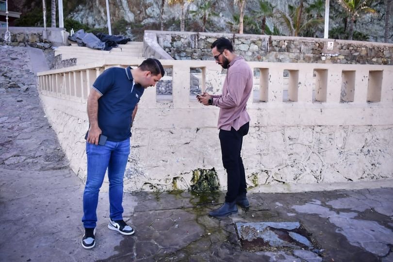 *Edgar González supervisa las condiciones de monumentos y la Carpa Olivera.* *Edgar González supervisa las condiciones de monumentos y la Carpa Olivera.*