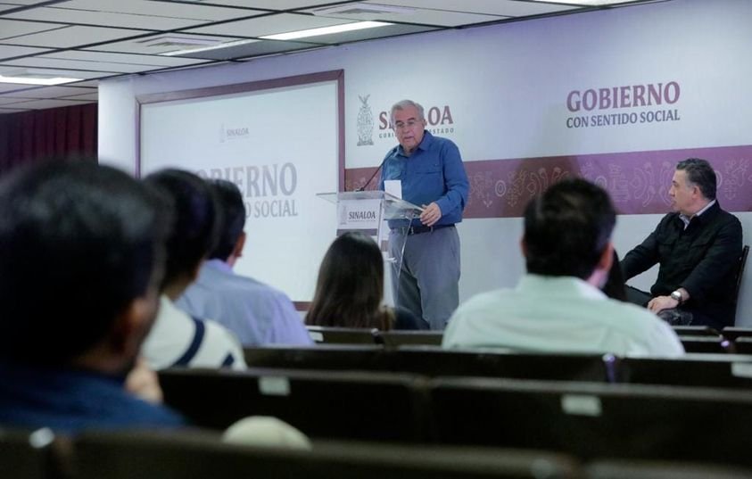 Empieza el retiro de la cosecha de maíz de las bodegas