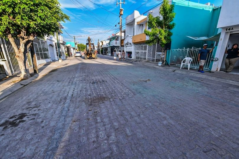*”Hice el compromiso que trabajaríamos en esta calle”; Edgar González”.*