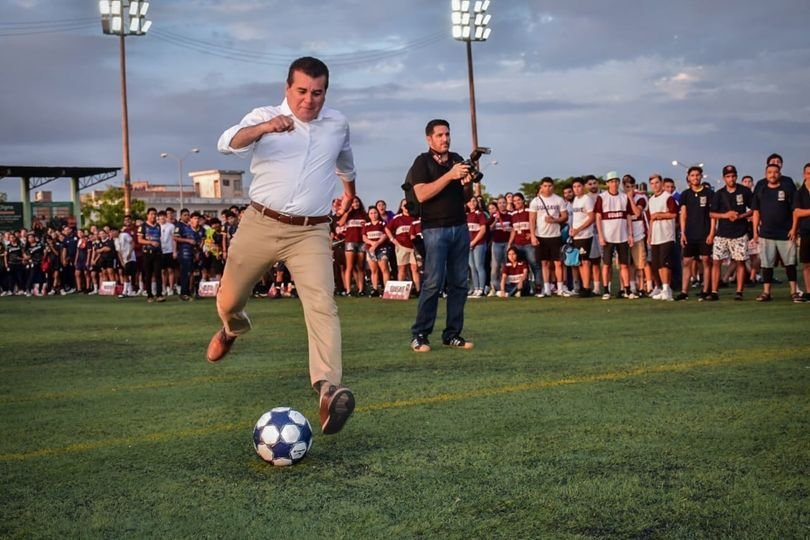 *Inicia fin de semana futbolero en Mazatlán.* *Inicia fin de semana futbolero en Mazatlán.*