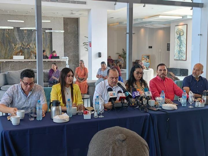 Invitan a conferencia de David Páramo en Mazatlán Invitan a conferencia de David Páramo en Mazatlán