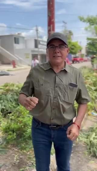 *Sin parar la limpieza en Mazatlán.*