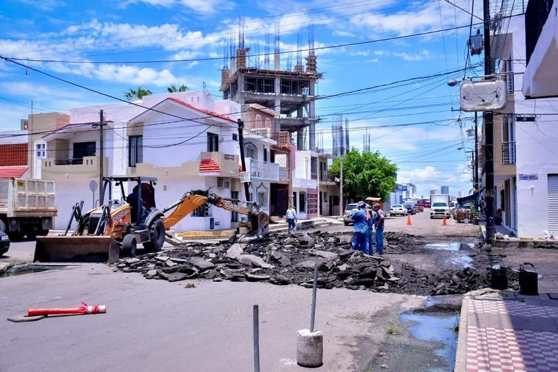 *Dará Obras Públicas solución definitiva a baches de Benito Juárez y 16 de Septi