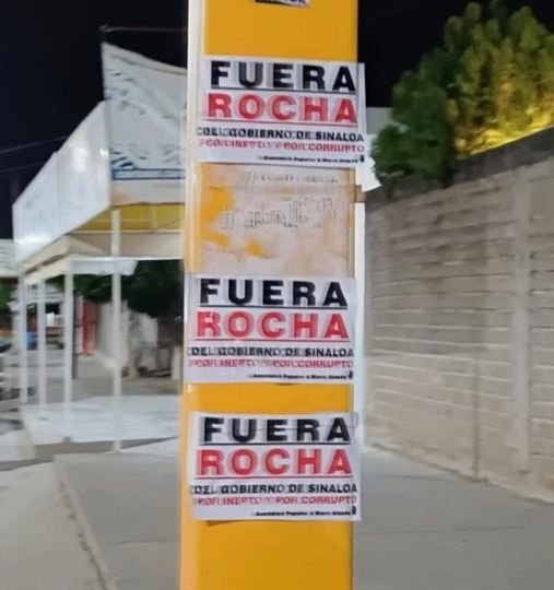 EN LOS MOCHIS Y GUASAVE, AMANECEN CALCAS CON CONSIGNAS CONTRA EL GOBERNADOR RUBÉ EN LOS MOCHIS Y GUASAVE, AMANECEN CALCAS CON CONSIGNAS CONTRA EL GOBERNADOR RUBÉ