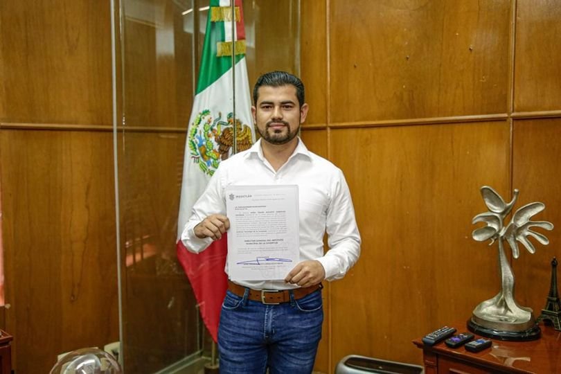 *En sesión extraordinaria de consejo rinde protesta Iván Alejandro Osuna Bastida *En sesión extraordinaria de consejo rinde protesta Iván Alejandro Osuna Bastida