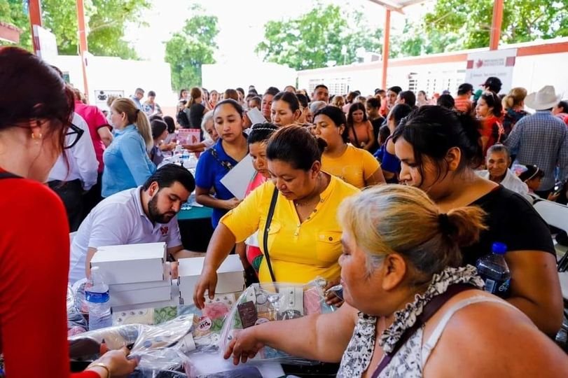 LLEGARON LAS BRIGADAS DEL BIENESTAR DE DIF SINALOA A ESTACIÓN BAMOA, GUASAVE.