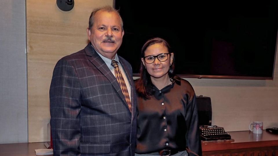 La Jefa de la Oficina del Despacho del Ejecutivo, la Licenciada Cynthia Gabriela