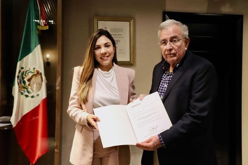 Nombra Rocha a nuevos funcionarios en la Coordinación de Desarrollo Tecnológico* Nombra Rocha a nuevos funcionarios en la Coordinación de Desarrollo Tecnológico*