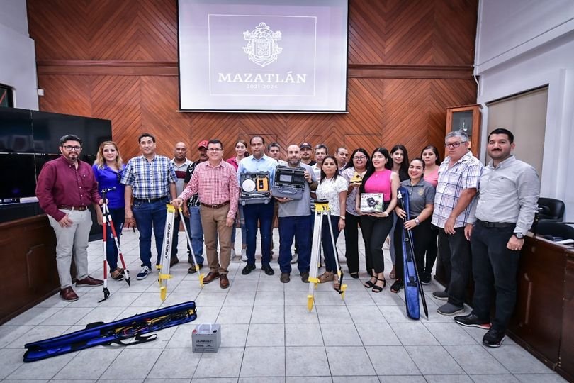 *Recibe Dirección de Vivienda y Tenencia de la Tierra por primera vez equipo GPS