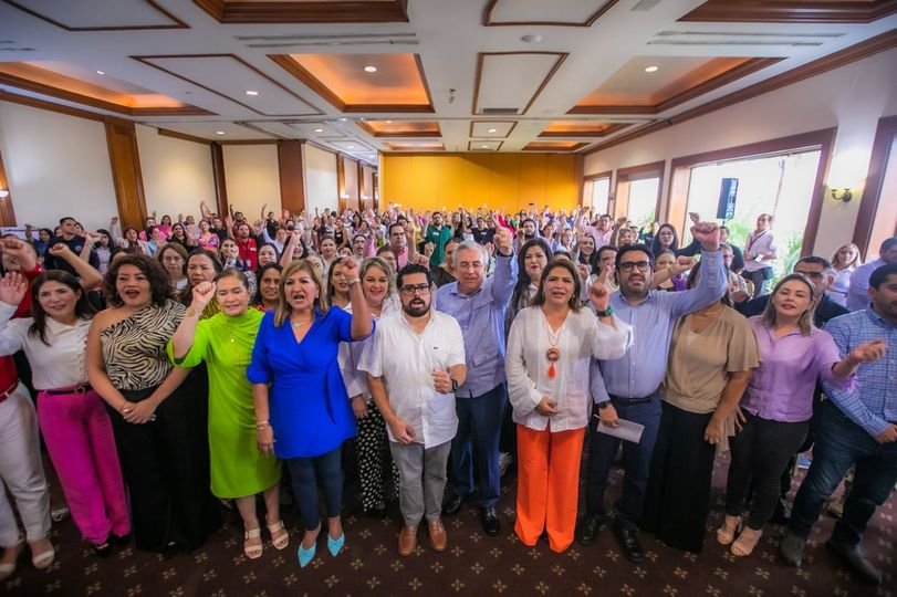 Rocha inaugura el Encuentro Estatal “Somos tu Red de Apoyo”