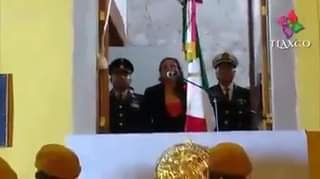 ASÍ ES COMO DAN «EL GRITO» ALGUNOS ALCALDES O ALCALDESAS.
