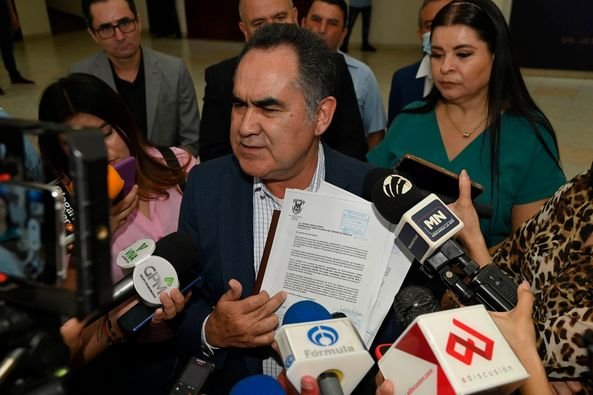 En riesgo 42 millones de pesos si las autoridades no entregan el documento de im En riesgo 42 millones de pesos si las autoridades no entregan el documento de im