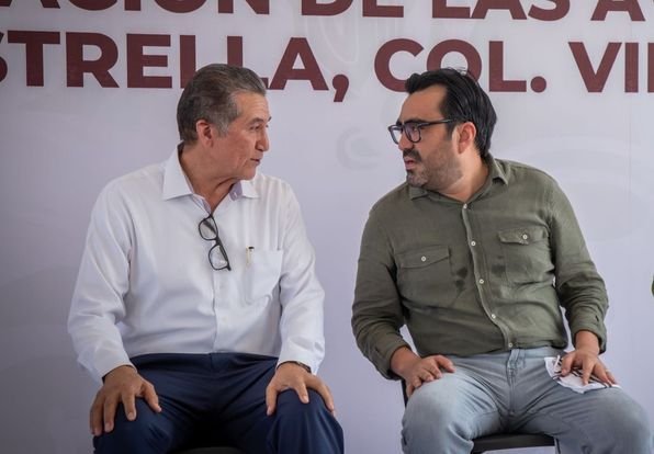 *Juan de Dios Gámez cumple compromisos con la pavimentación de vialidades en la *Juan de Dios Gámez cumple compromisos con la pavimentación de vialidades en la