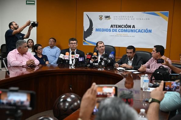 La UAS llama a los partidos políticos a respetar su quehacer académico; con la l La UAS llama a los partidos políticos a respetar su quehacer académico; con la l